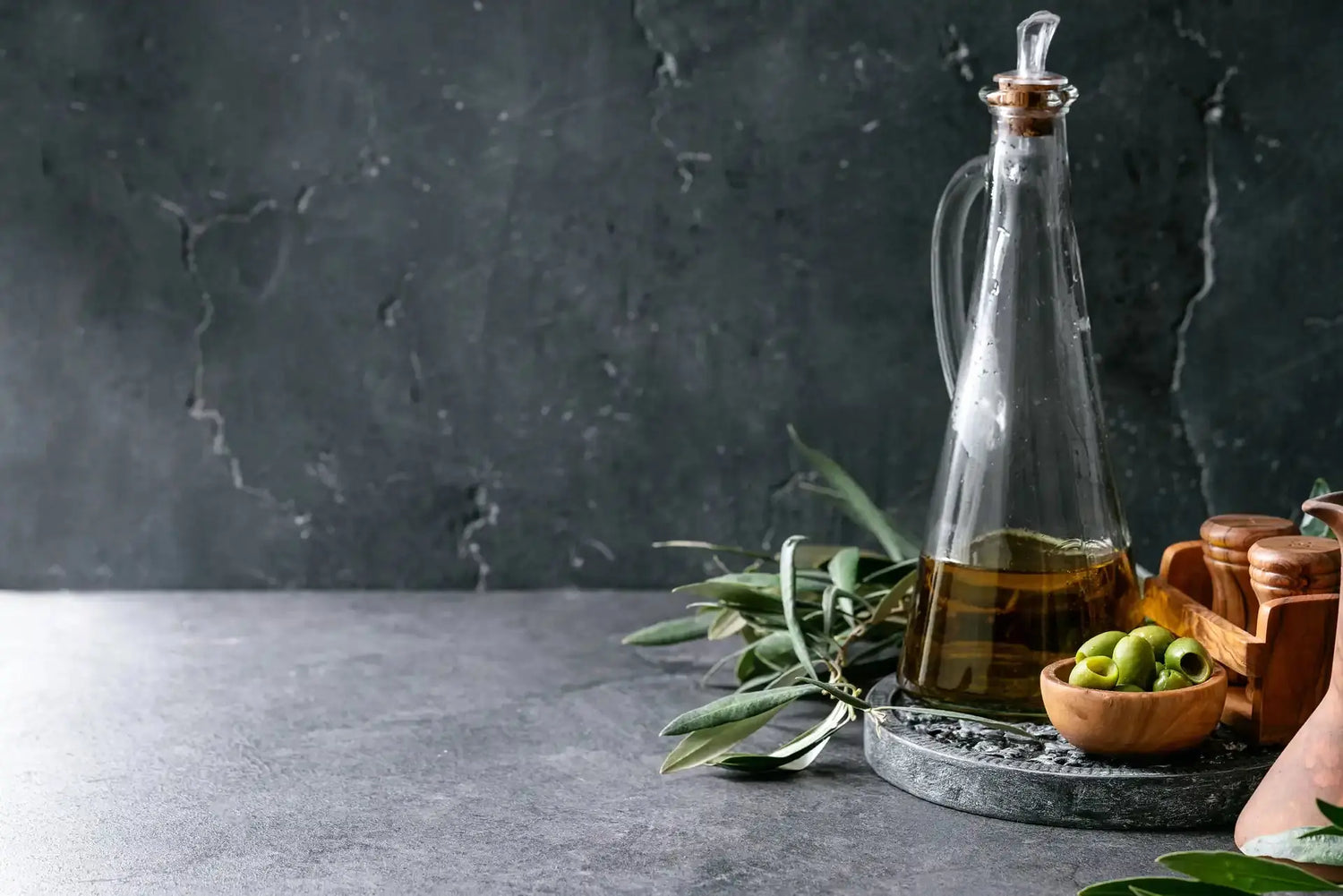 Olivenöl-Testsieger-Stiftung-Warentest-2025-Cosmo-di-Russo-Olivenöl-Extra HKShopCompany